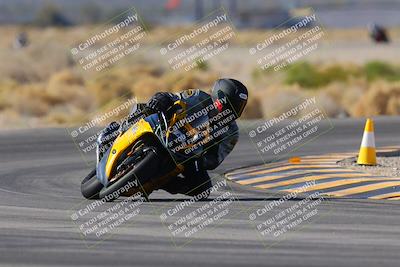 media/Dec-10-2023-SoCal Trackdays (Sun) [[0ce70f5433]]/Turn 4 (1145am)/